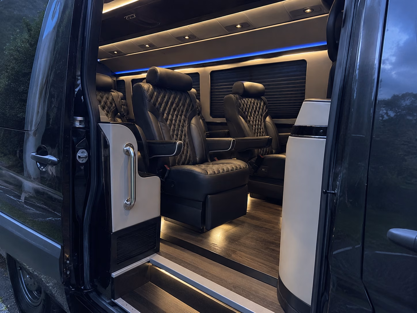 book a bus for your next birthday 1