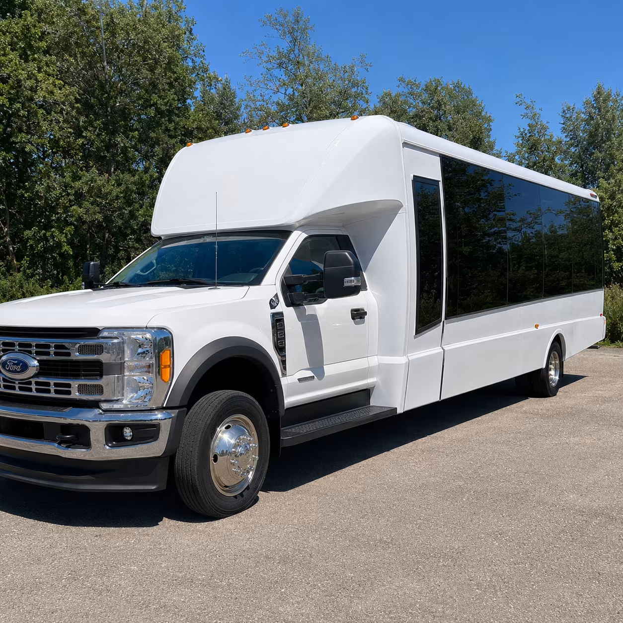 book a bus for your next prom 1
