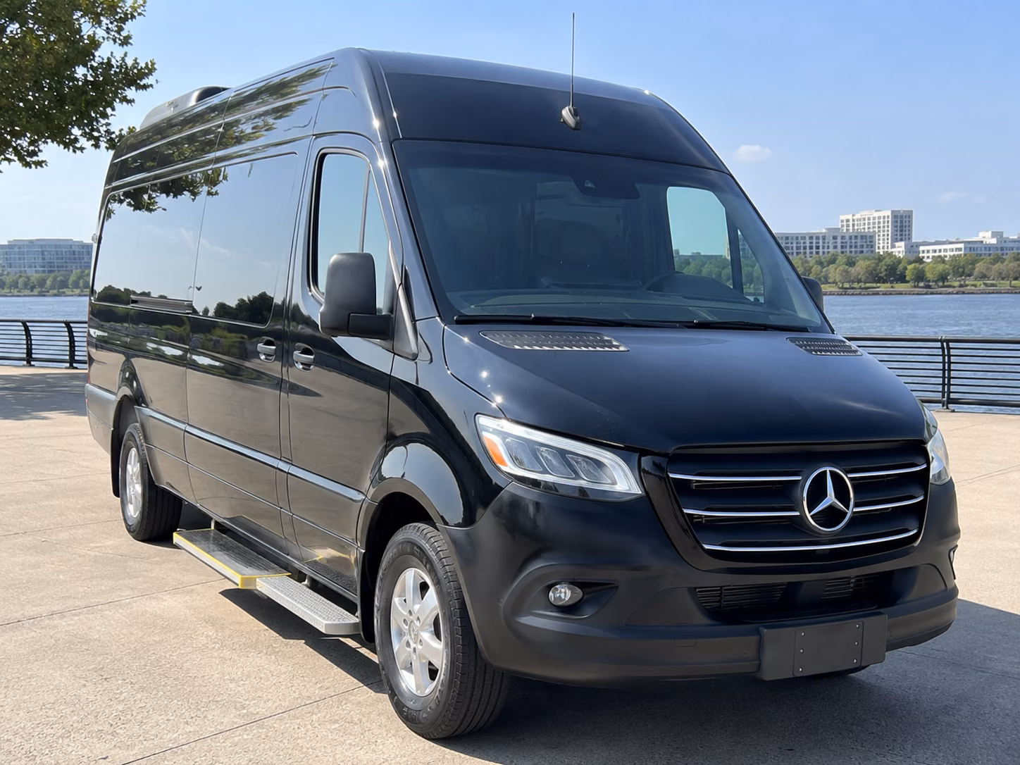 book a bus for your next wine tour 4