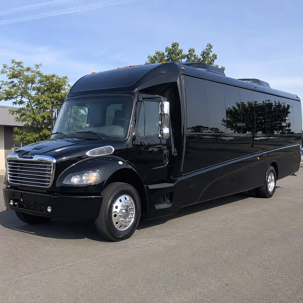 richmond 18 passenger minibus