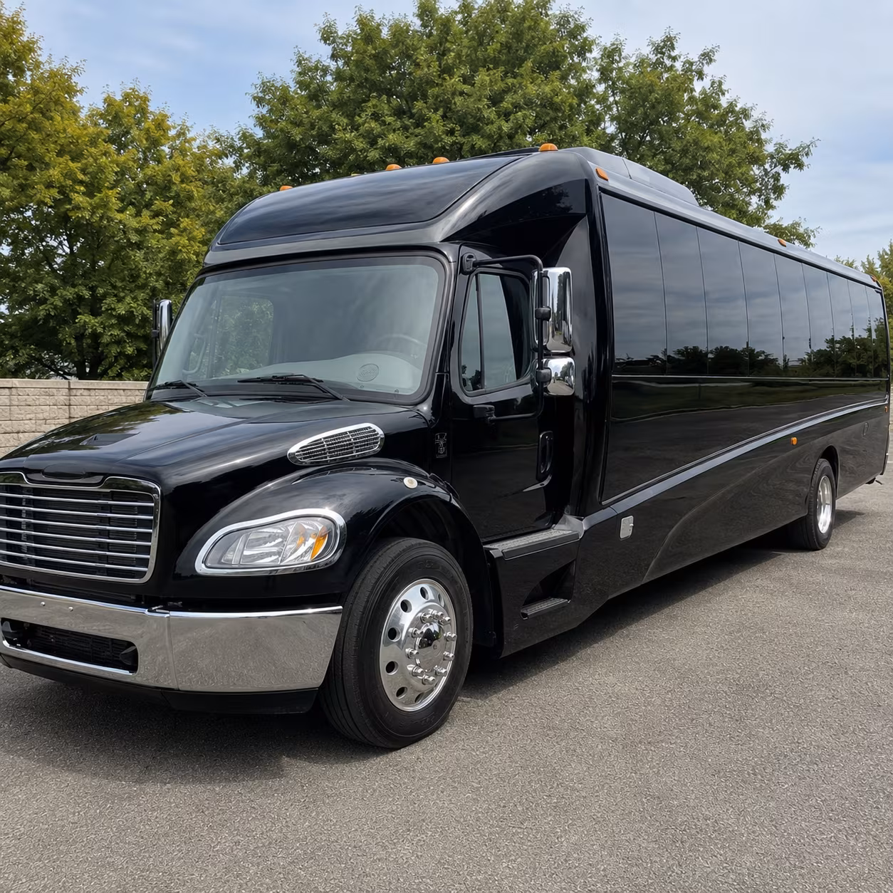 richmond 25 passenger minibus