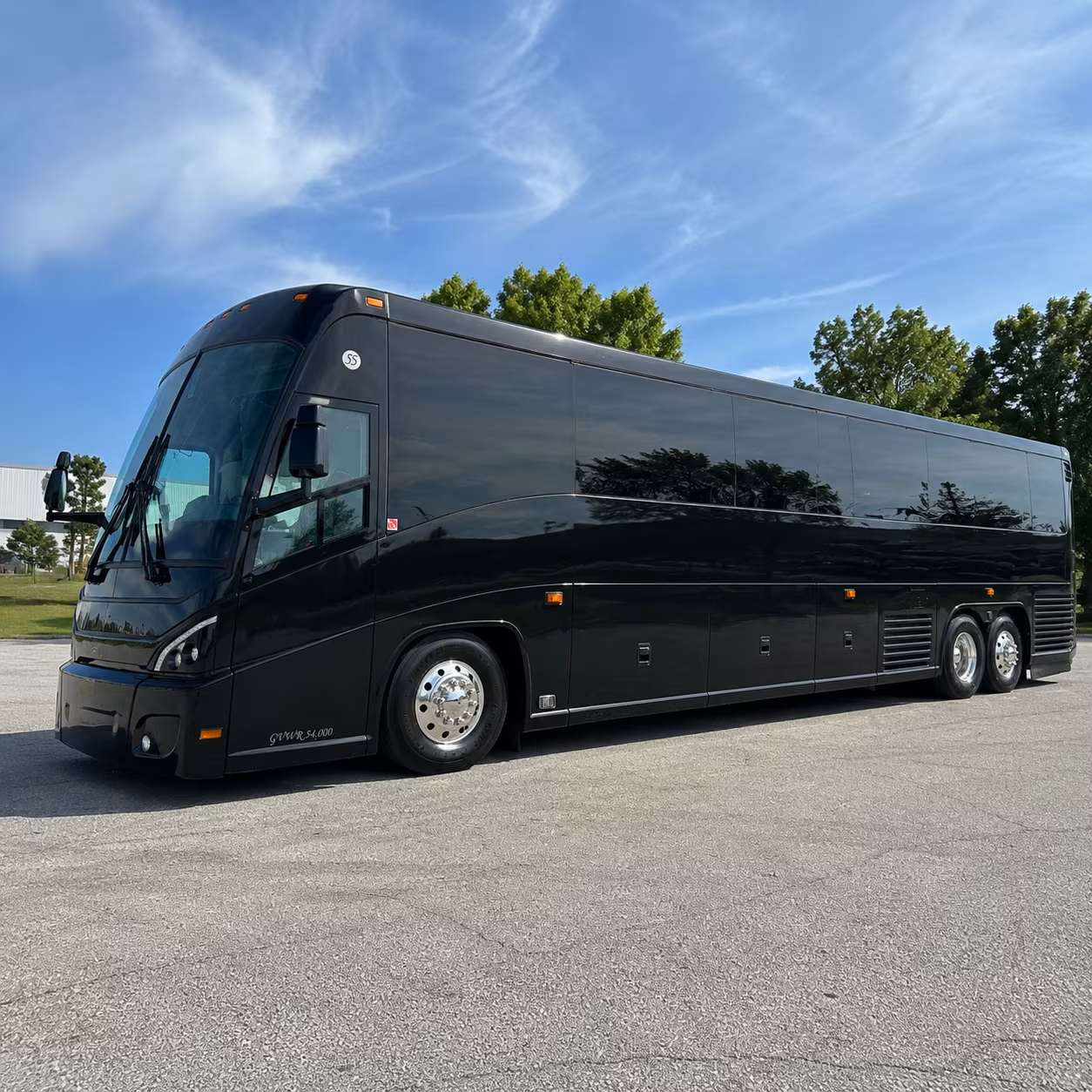 richmond 47 passenger charter bus